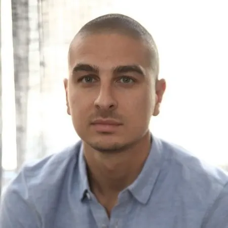 Dr. Kasra Ghaharian